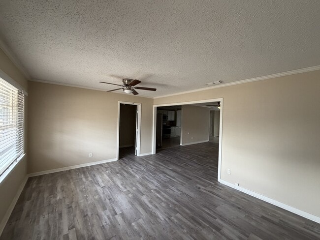 Building Photo - 4016 32nd St