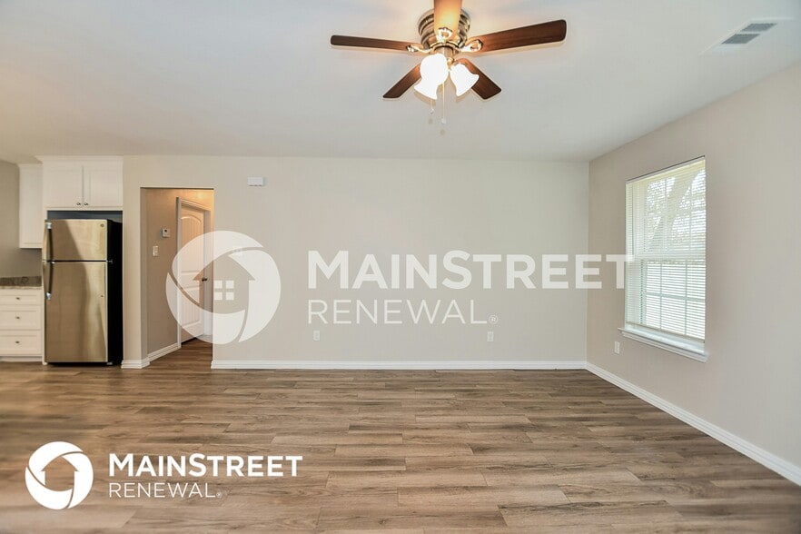 Building Photo - 6409 Ramey Ave