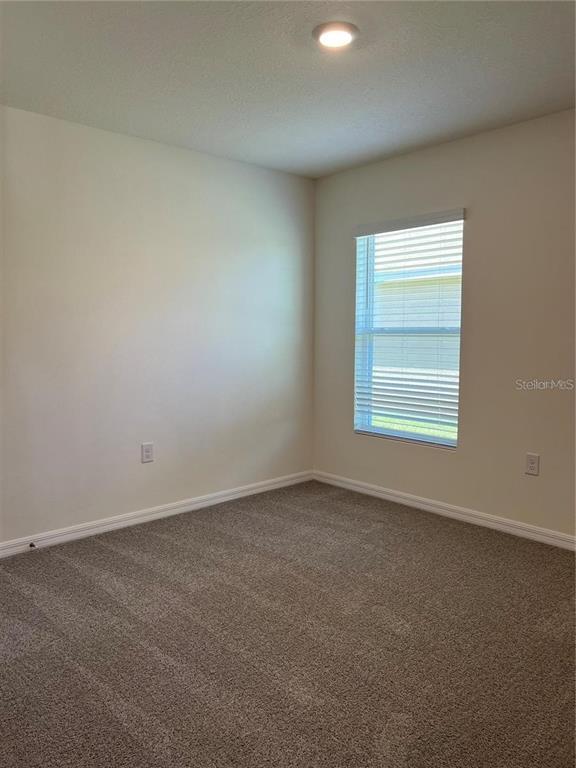 Building Photo - 378 SE 66th Ct