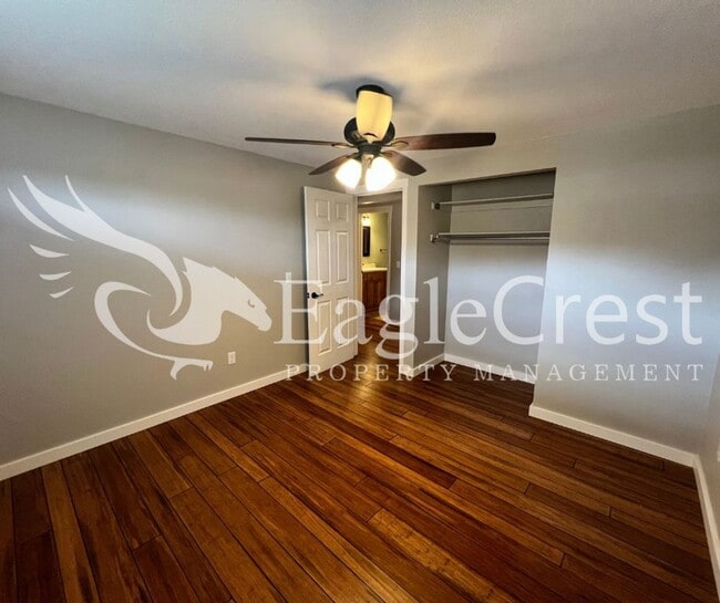 Building Photo - Two Bedroom, One Bathroom House with Fence...