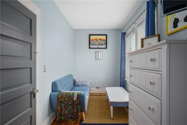 Building Photo - 209 Third St