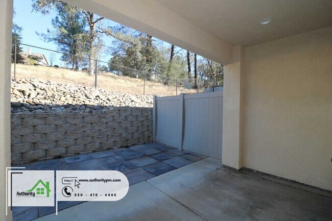 Building Photo - 1353 Browning Street