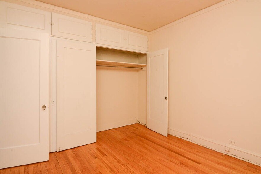 Building Photo - 1314 Oak Ave