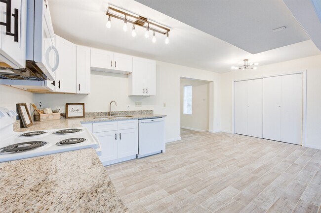 Building Photo - 630 Martin Luther King Rd