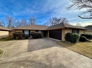 Building Photo - 4916 Timberview Dr
