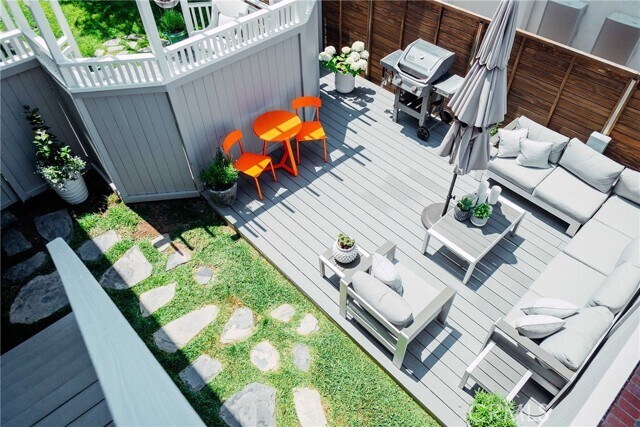 Building Photo - 707 Heliotrope Ave