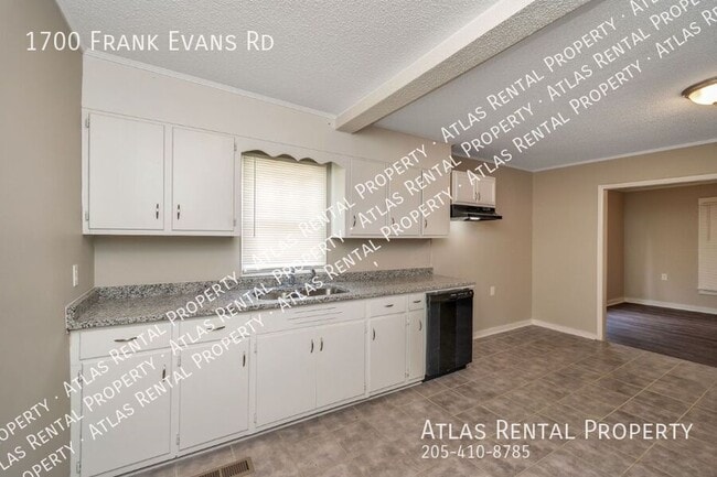 Building Photo - 1700 Frank Evans Rd