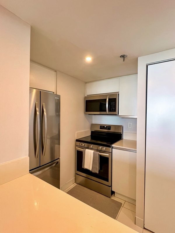 Building Photo - 540 Brickell Key Dr