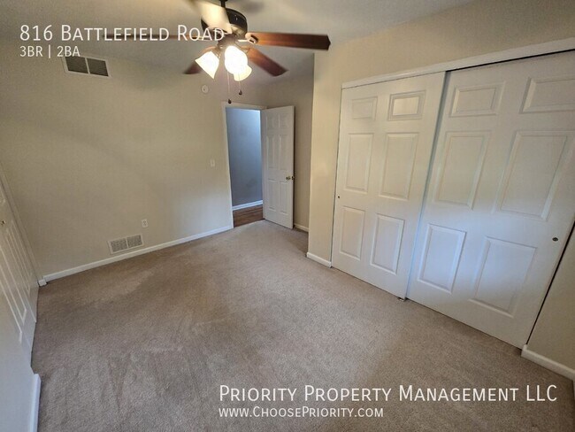 Building Photo - 3BR 2BA Single Family Home, Ft Defiance