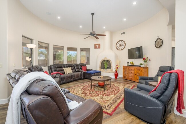 Building Photo - 39609 N 2nd Way