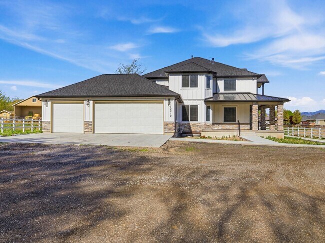 Building Photo - RES_O VAN DER WATT_14512