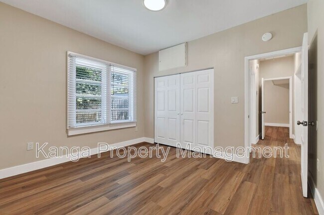 Building Photo - 3714 Morton Ave