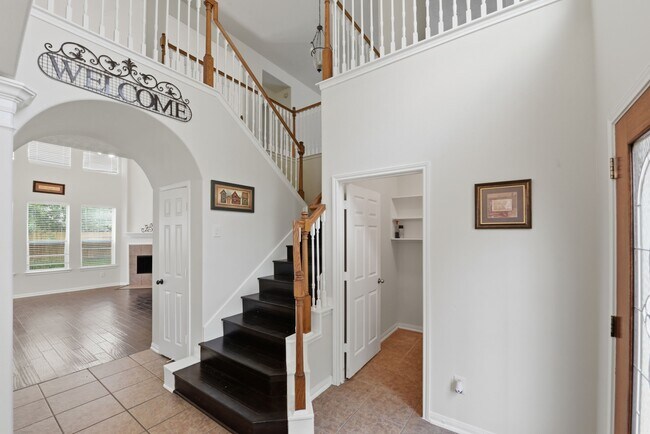 Building Photo - 7519 Chathan Glen Ln