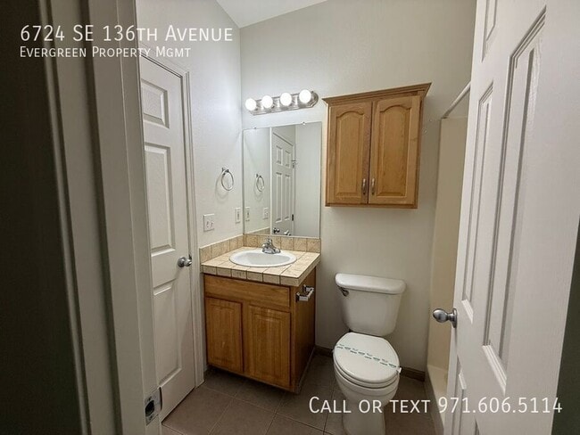 Building Photo - 6724 SE 136th Ave