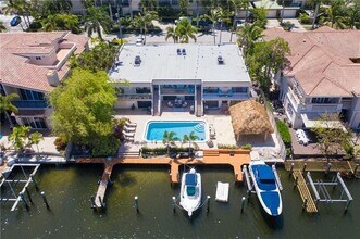 Building Photo - 2713 NE 15th St