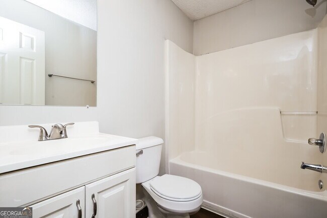 Building Photo - 1043 Field View Dr