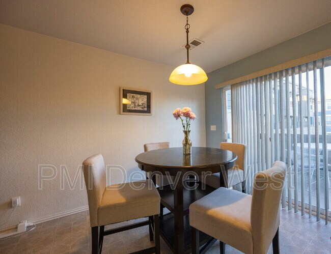 Building Photo - 9369 Longs Peak Dr