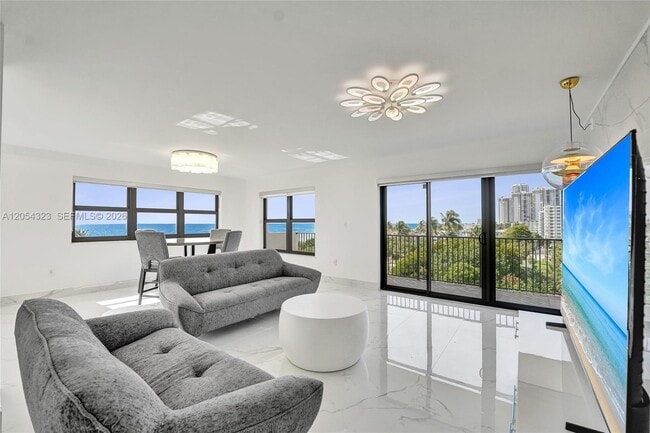 Building Photo - 1201 S Ocean Dr