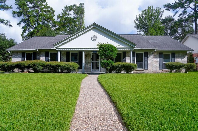 Building Photo - 5814 Old Lodge Dr