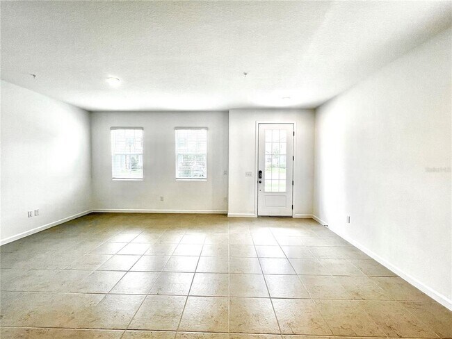 Building Photo - 2792 Camellia Flower St