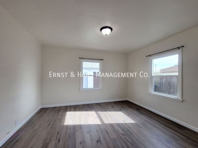 Building Photo - 17308 Ardmore Ave
