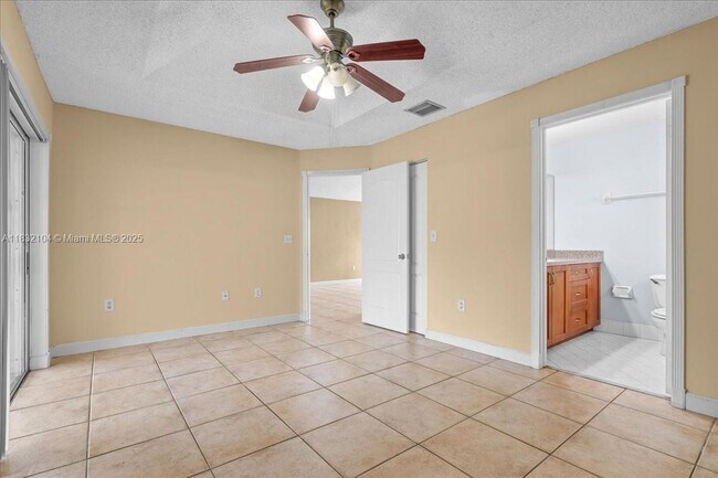 Building Photo - 21462 SW 88th Pl