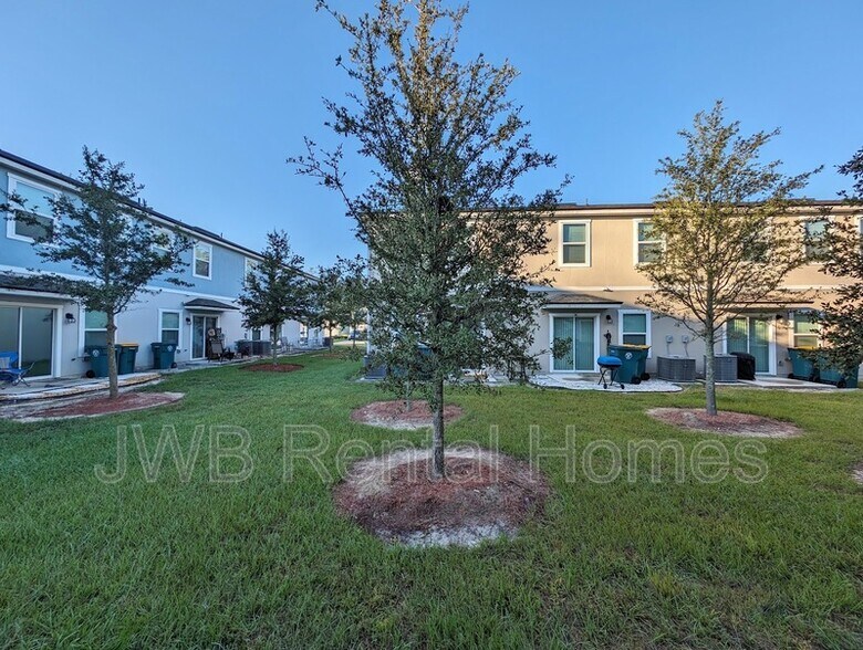 Building Photo - 268 Aralia Ln