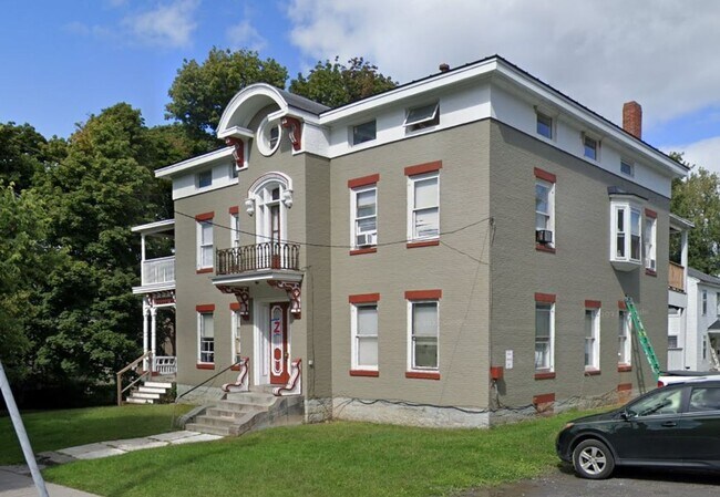 Building Photo - 416 Pearl St