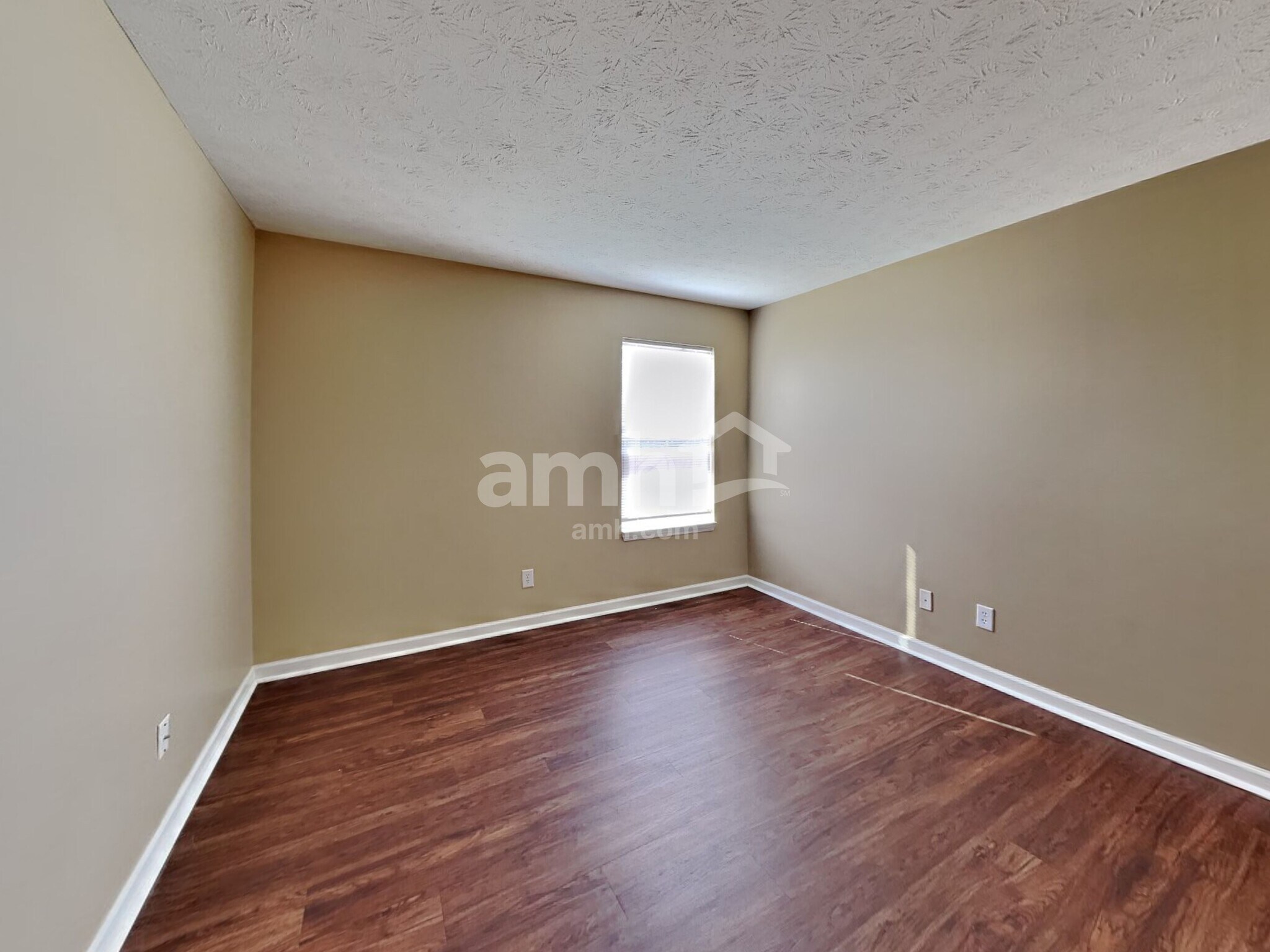 Building Photo - 1349 Oak Lake Ln