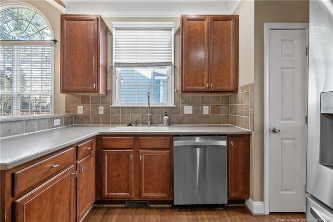 Building Photo - 147 Lamplighter Way