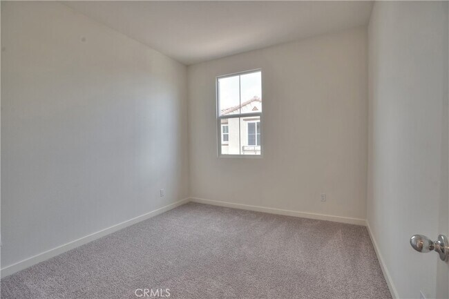 Building Photo - 4143 Cam. Campana