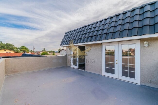 Building Photo - 6845 Coley Ave