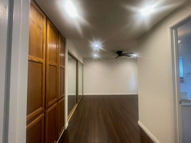 Building Photo - Coming Soon- Spacious Torrance 2 Bed/2 Bat...