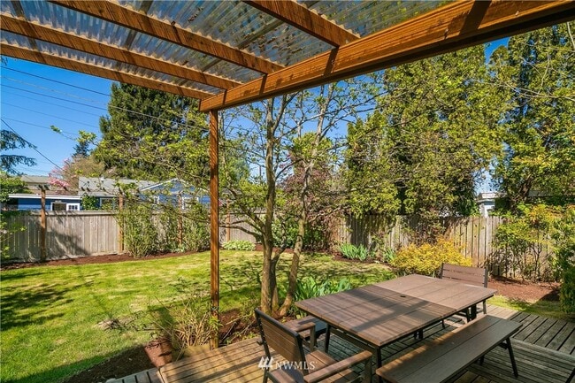 Building Photo - 9339 31st Pl SW