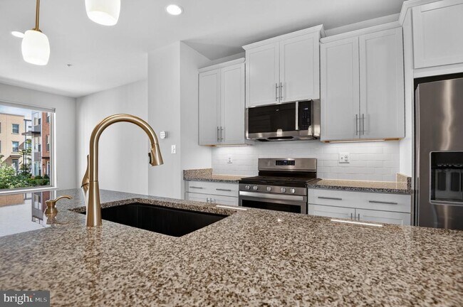 Building Photo - 5138 Longstone Way