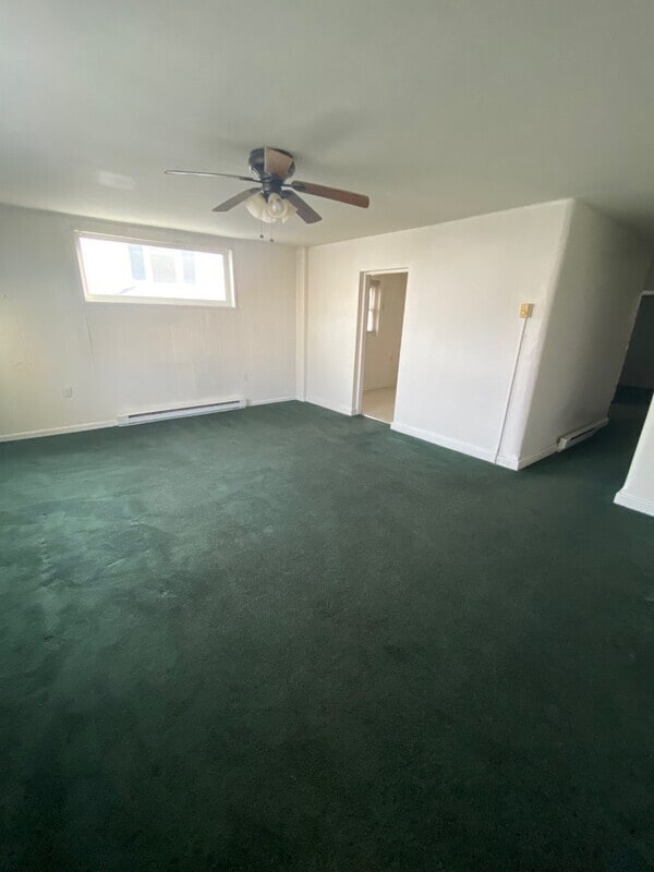 Building Photo - 209 College Ave