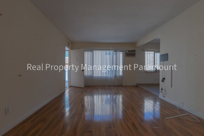Building Photo - 8016 Blackburn Ave