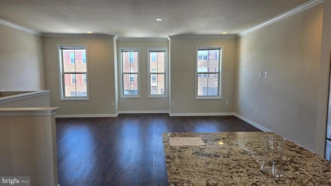 Building Photo - 6634 Bartrams Forest Ln