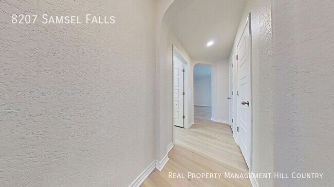 Building Photo - 8207 Samsel Falls