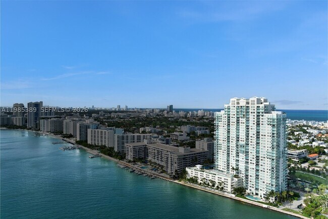 Building Photo - 650 West Dr