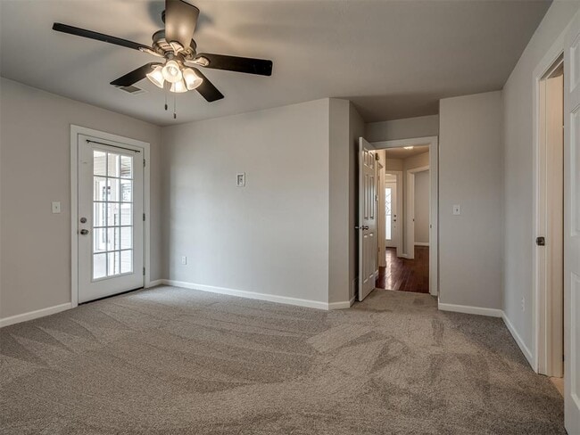 Building Photo - 8 South Ave