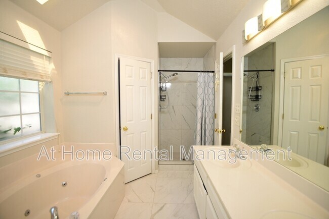 Building Photo - 11255 S 105th E Ave