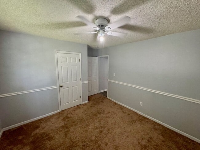 Building Photo - Open House 6/6 at 4 PM!