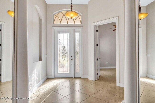 Building Photo - 6565 Arroyo Dr