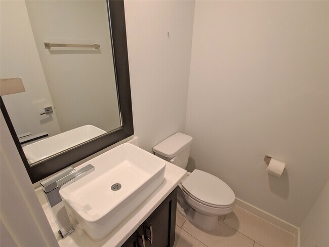 Building Photo - 4307 Schuler St