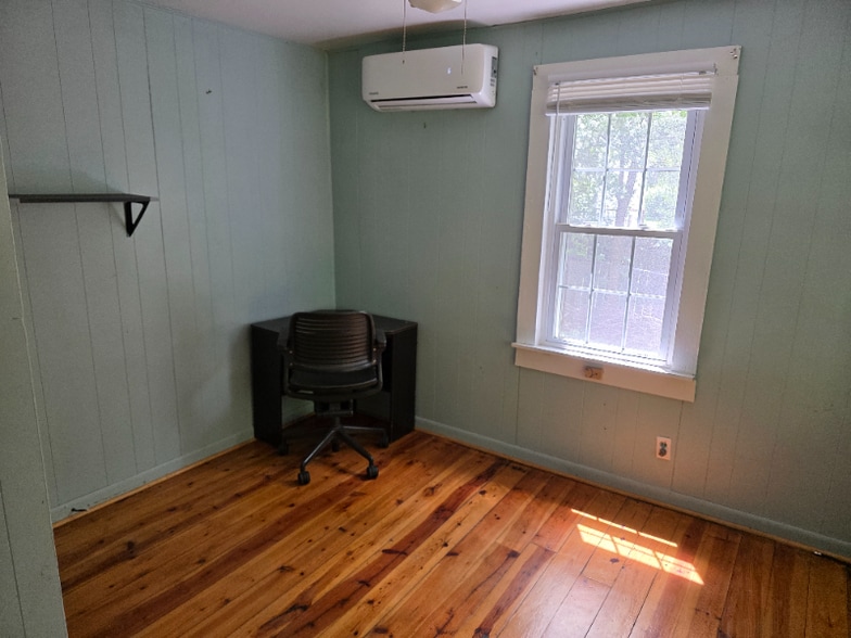 Building Photo - 332 Lytle Cove Rd