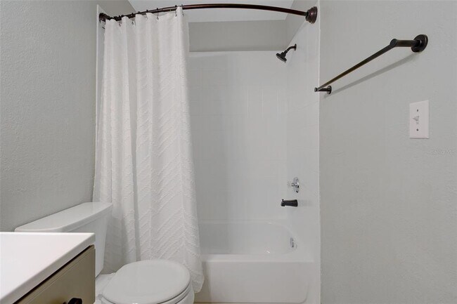 Building Photo - 12293 Sailwinds Dr