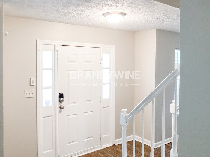 Building Photo - 2586 Rainover Ct
