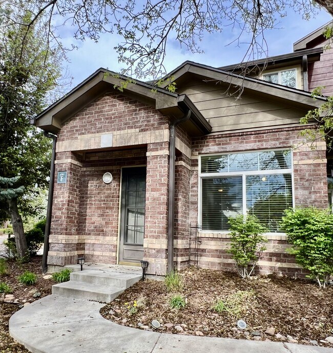 Building Photo - 6502 Silver Mesa Dr