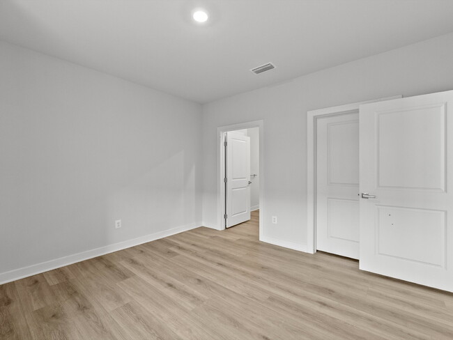 Building Photo - 12865 Mosaic Pk Wy